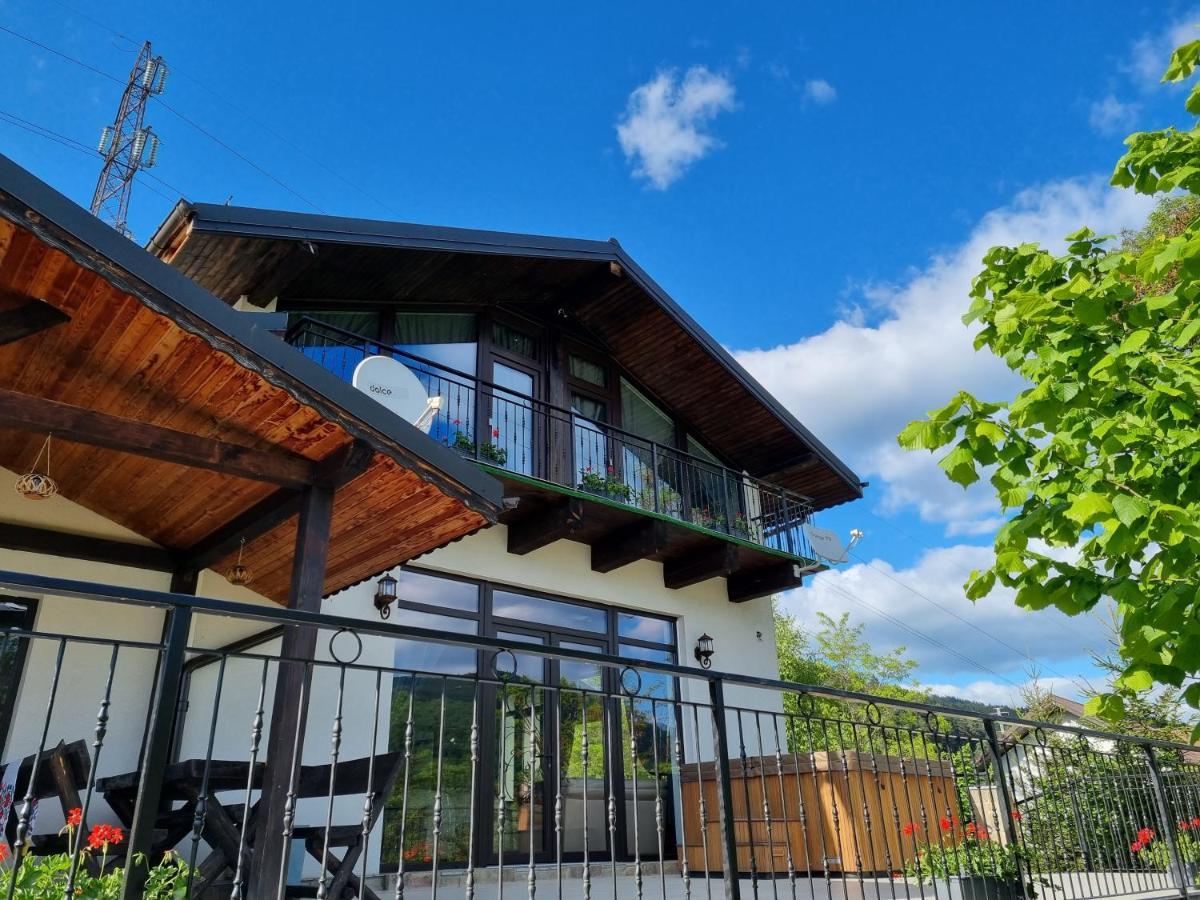 Вілла Casa Yla П'ятра-Нямц Екстер'єр фото